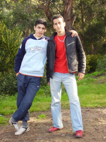 Hermano marouane y su amigo Adil